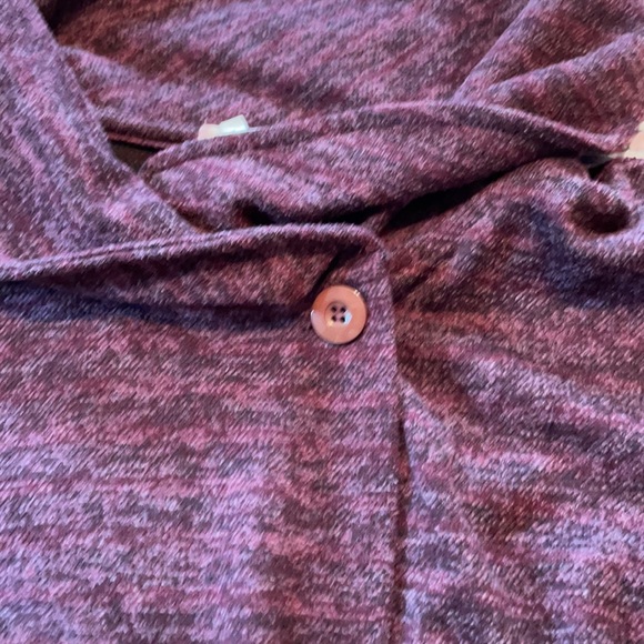 Sweater/jacket - Picture 3 of 7